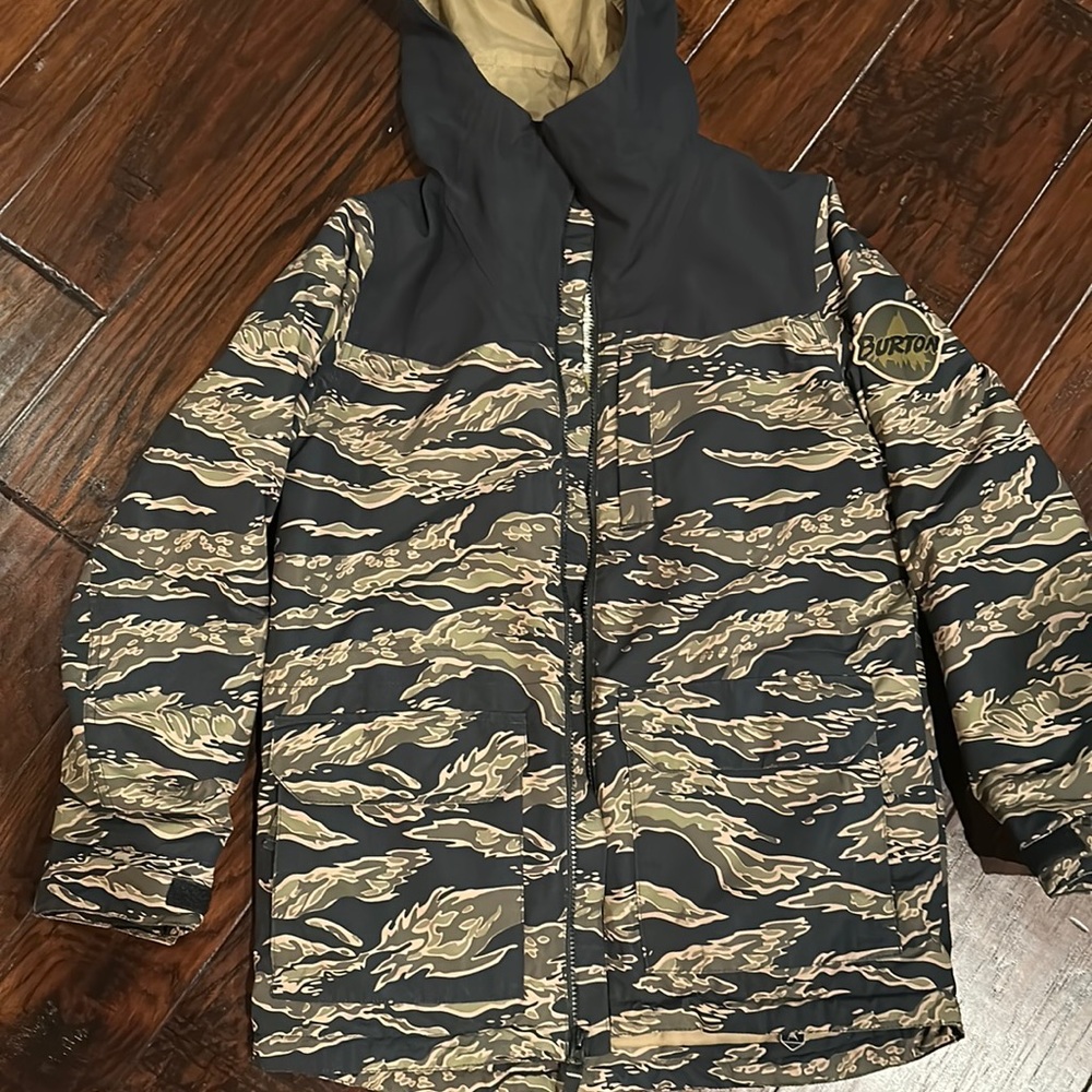 BURTON SNOWBOARDING JACKET